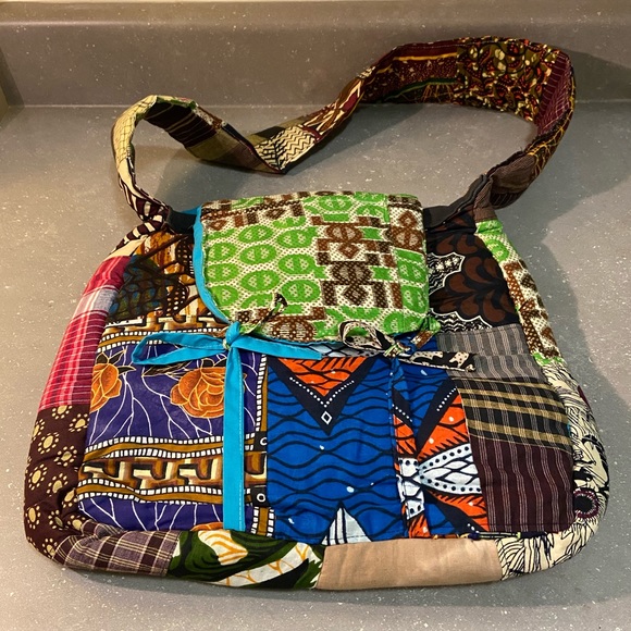 African Quilted Shoulder Bag - Picture 3 of 13